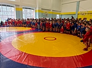 Открытый ковёр по самбо посвящённый дню победы — наш клуб взял 6 медалей 
